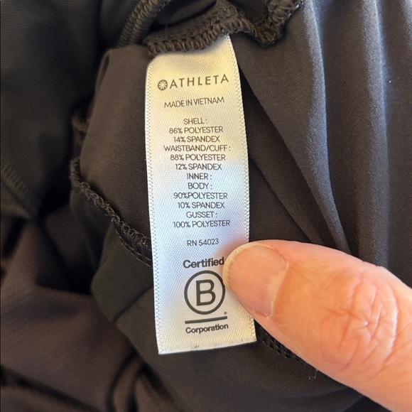 Athleta soho Black active performance women’s skirt built in shorts size 12 EUC - Picture 10 of 11